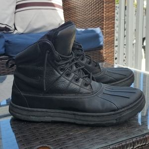 EUC Nike Woodside 2 High ACG in black size 10.5
